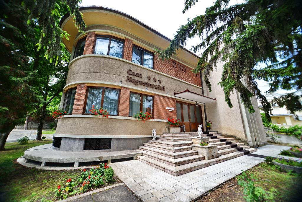 ホテル Casa Negustorului デヴァ エクステリア 写真