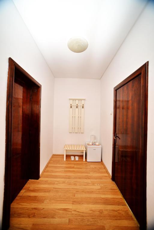 ホテル Casa Negustorului デヴァ エクステリア 写真