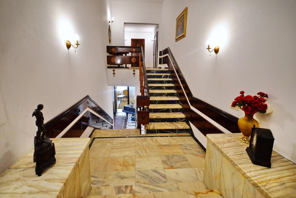 ホテル Casa Negustorului デヴァ エクステリア 写真